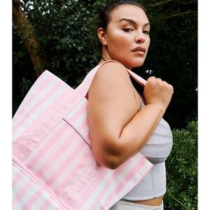 Victorias Secret Pink Beach Cooler Travel Bag